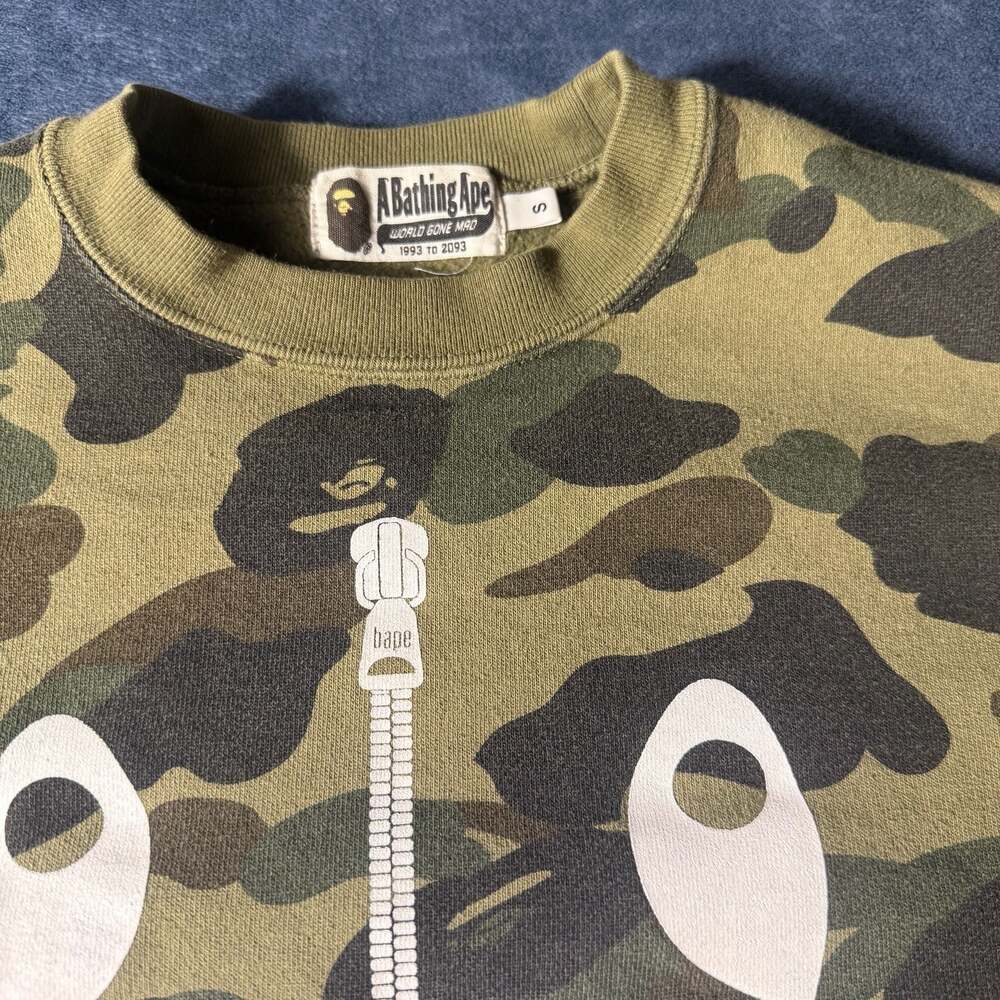 BAPE A Bathing Ape 1st Camo Shark Crewneck Sweatshirt Green Camo Men’s Small